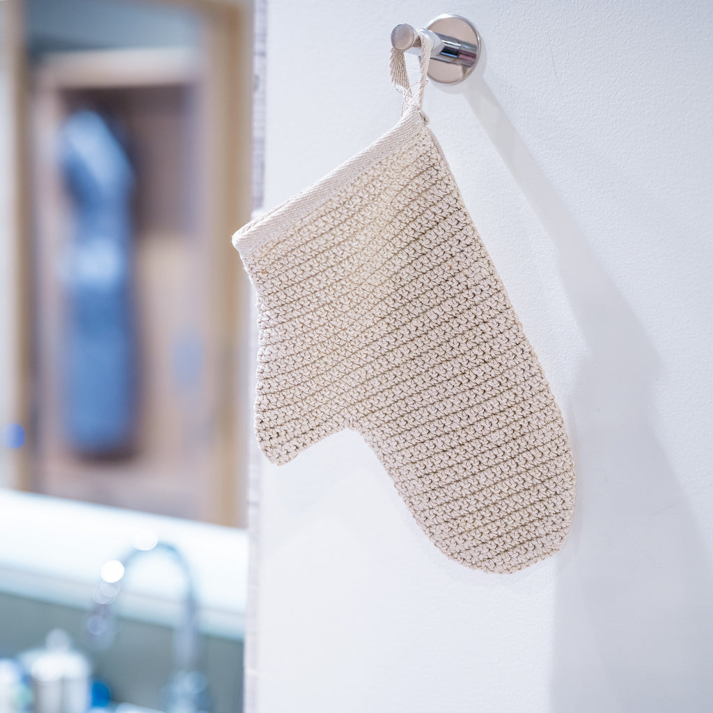 plastic-free hemp scrub glove