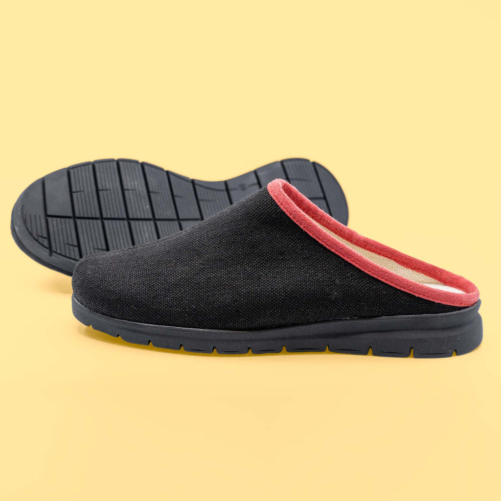 Organic hemp clogs