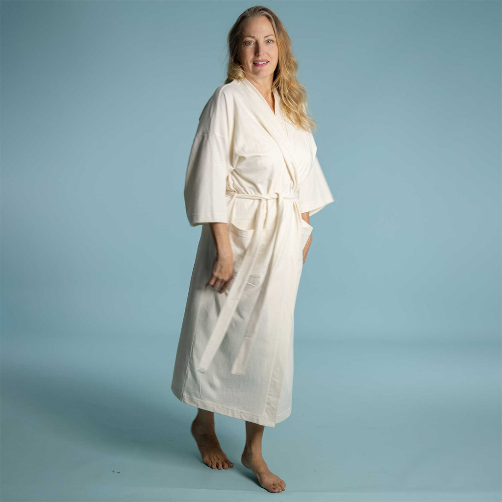 Plastic-free organic cotton knit bathrobe