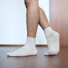 Load image into Gallery viewer, synthetic-free organic merino wool socks