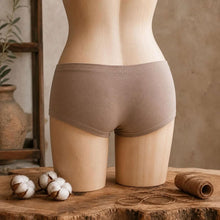 Load image into Gallery viewer, plastic-free 100% organic cotton boy short panty underwear for women