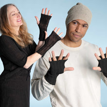 Load image into Gallery viewer, 100% organic linen fingerless gloves plastic-free