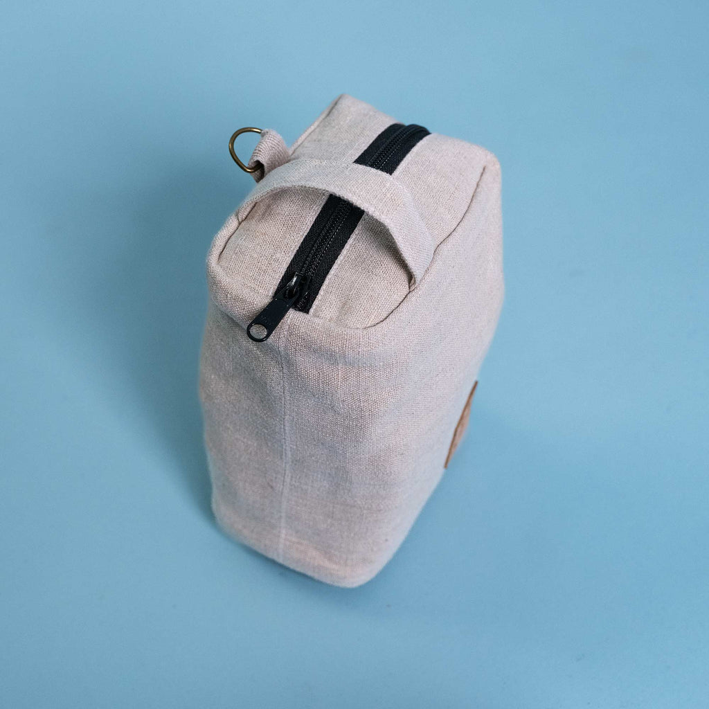 hanging toiletry bag travel dopp kit 100% Organic Hemp Dopp Kit Travel Organizer Bag (Chemical-Free) – Rawganique