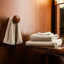 Load image into Gallery viewer, organic linen bath towels