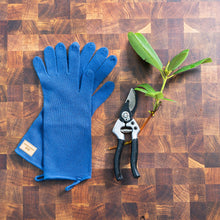 Load image into Gallery viewer, organic cotton gardening gloves chemical-free