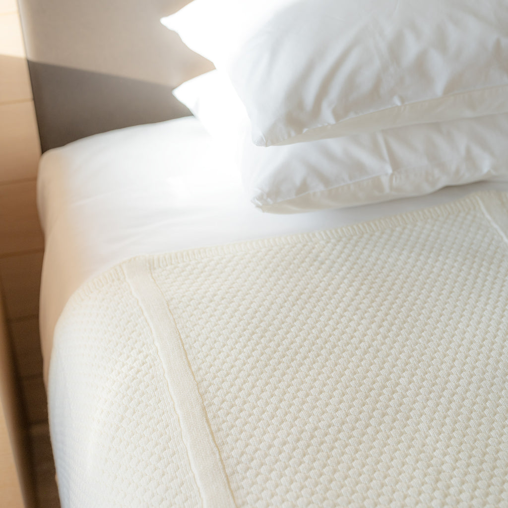 organic merino wool blanket plastic-free