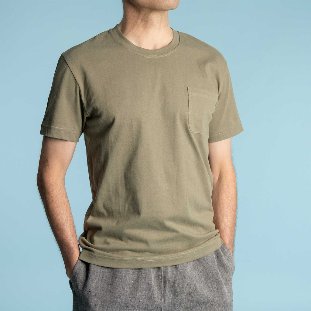 100% organic cotton pocket t-shirt