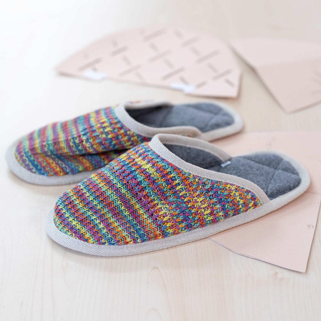 Biodegradable linen slippers