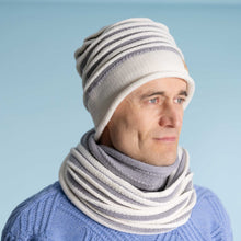 Load image into Gallery viewer, Organic merino wool infinity scarf