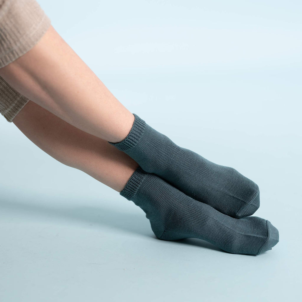 latex-free warm merino wool socks