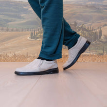 Load image into Gallery viewer, vegan hemp shoes