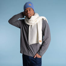 Load image into Gallery viewer, organic merino wool scarf