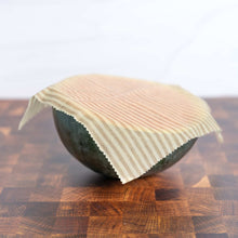 Load image into Gallery viewer, beeswaxed hemp food wrap