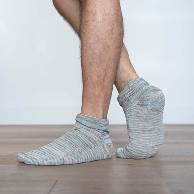 elastic-free organic linen socks