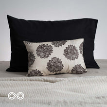 Load image into Gallery viewer, Printed Organic Cotton Sateen Pillowcases (USA)