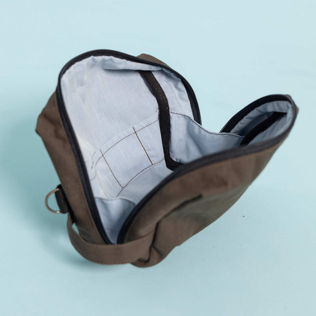 100% organic cotton toiletries bag