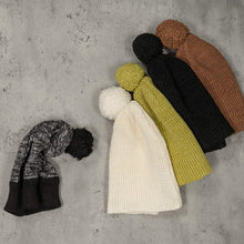 Load image into Gallery viewer, hemp beanie with pompom