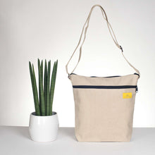 Load image into Gallery viewer, OAKLAND Hemp Canvas Laptop Satchel (Plastic-free)